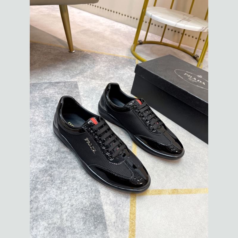 Pra*a sneakers